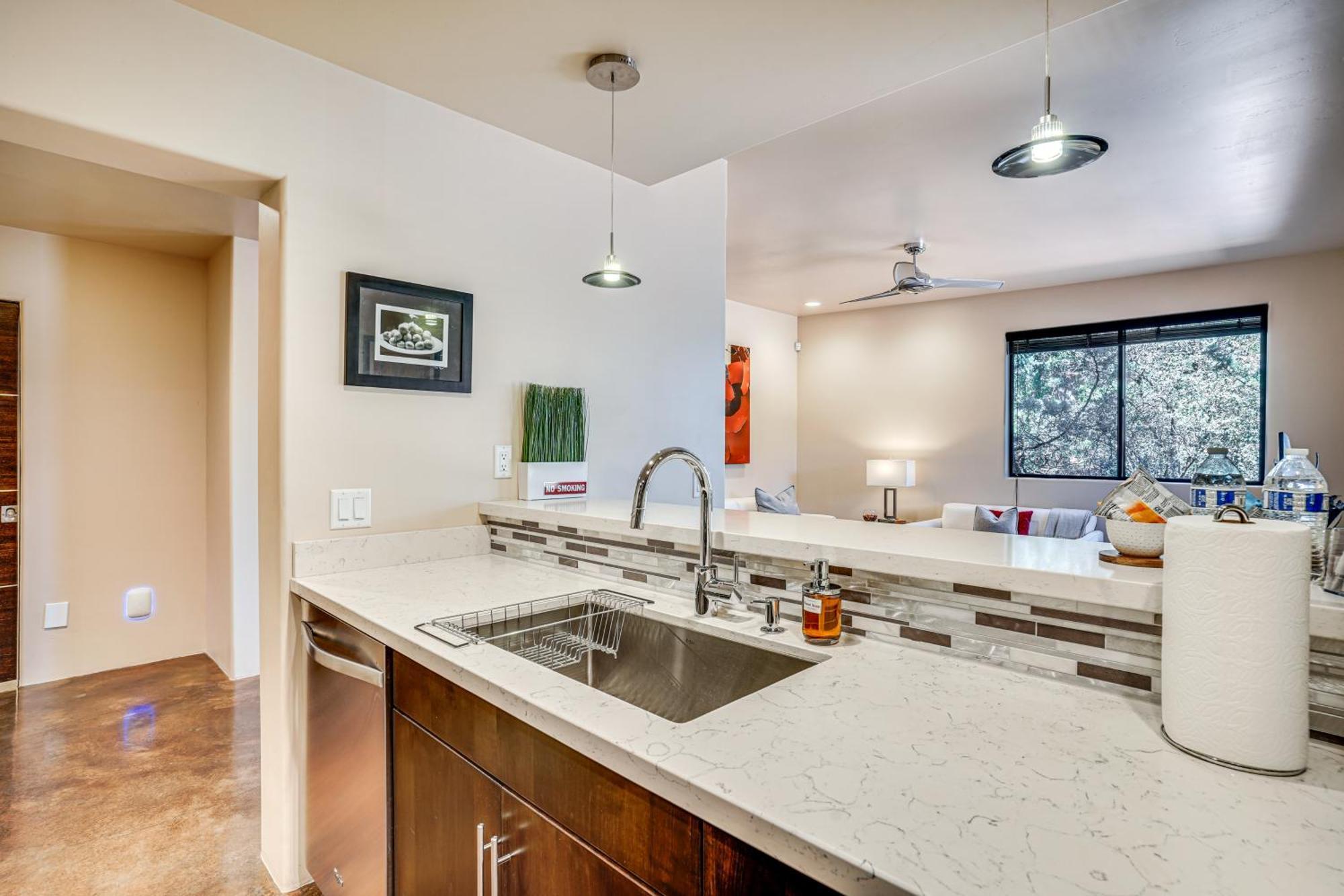 Sedona Couples Retreat With Patio Walk To Trails! Apartment Exterior photo